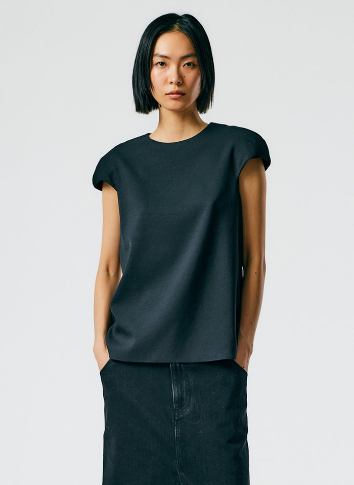 Black-04