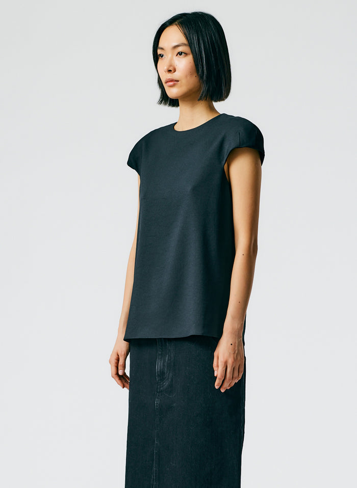 Black-02