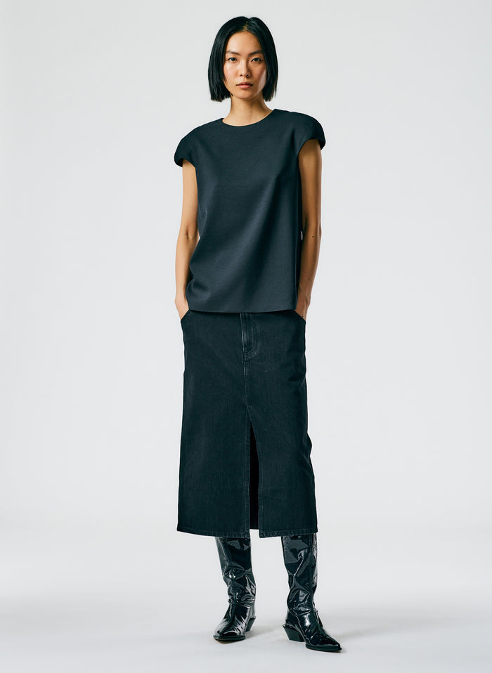 Black-06