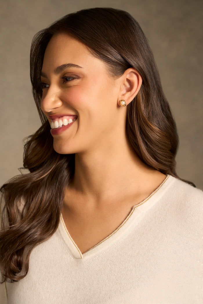 Dainty Pearl Studs - Gold