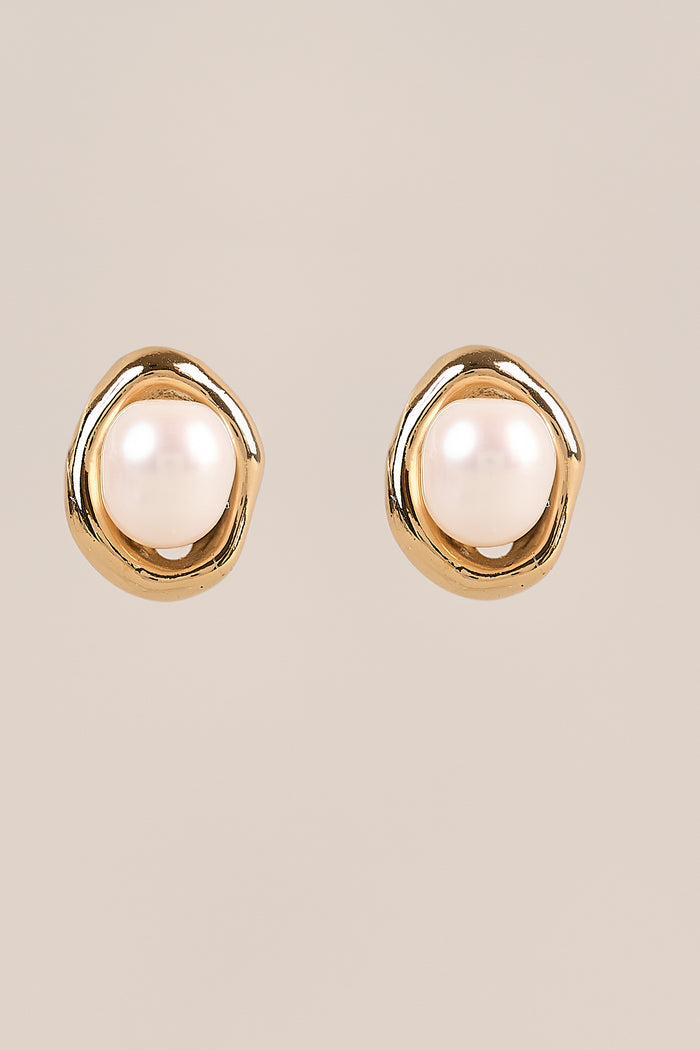 Dainty Pearl Studs - Gold