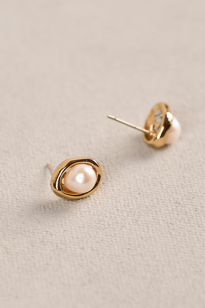 Dainty Pearl Studs - Gold