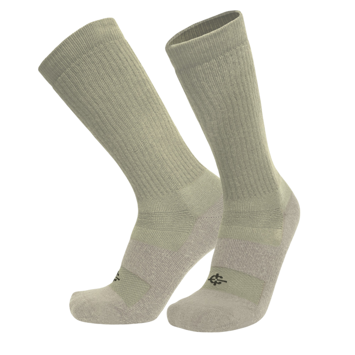 Medium (Men's 4-8, Women's 5-10) / Sand