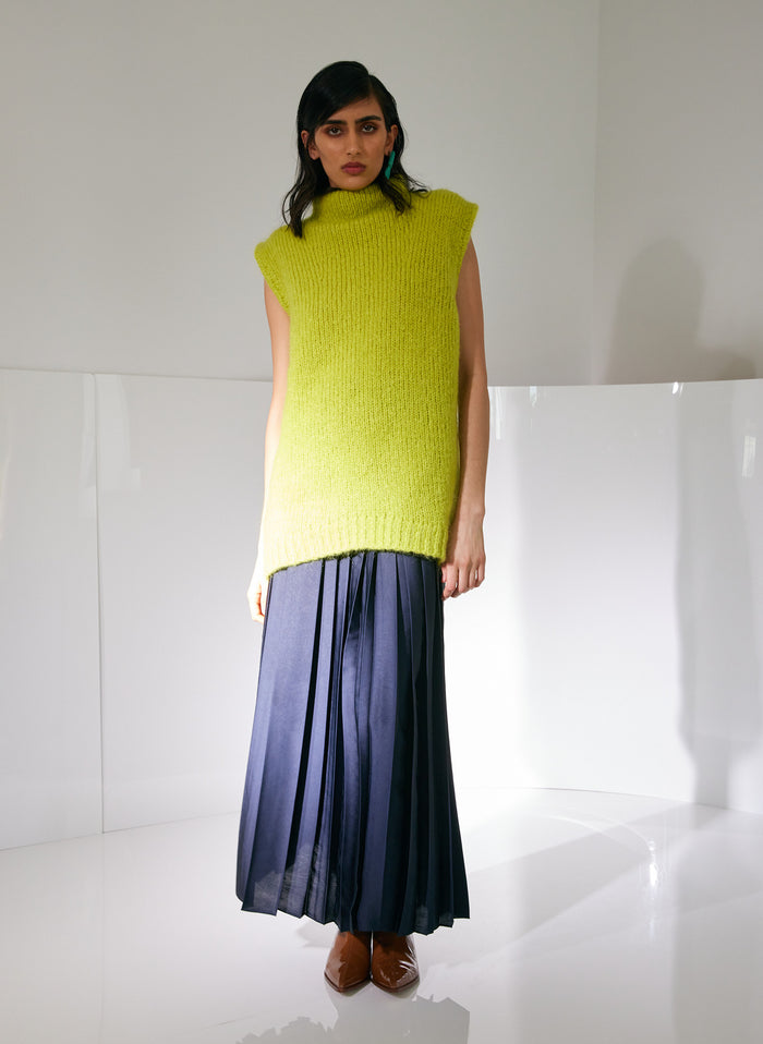 Feather Weight Pleated Pull On Maxi Skirt