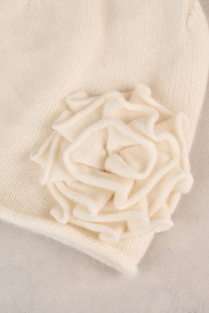 Flower Trim Beanie - Cream