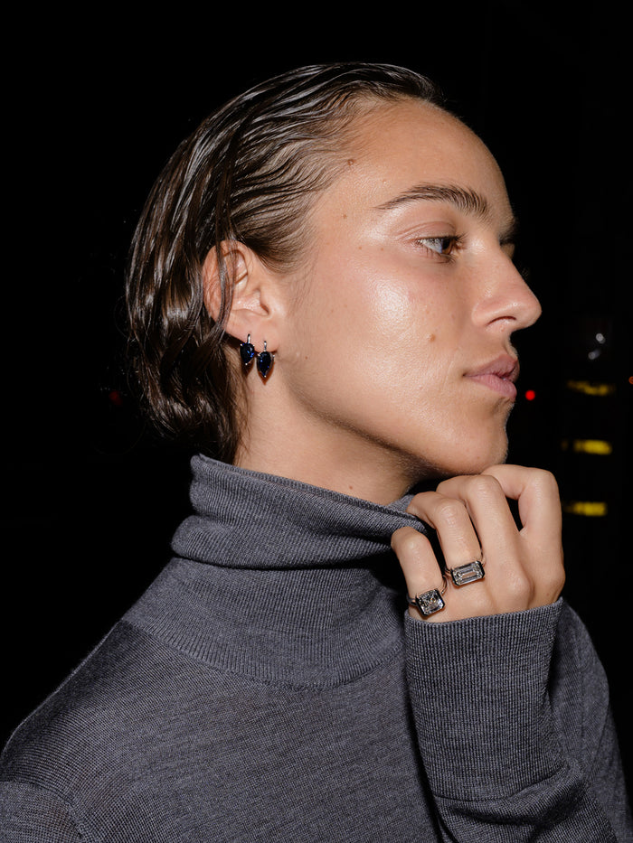 HENDRY ROUND-CUT BAR STUD EARRING IN DEEP LAB EMERALD, STERLING SILVER