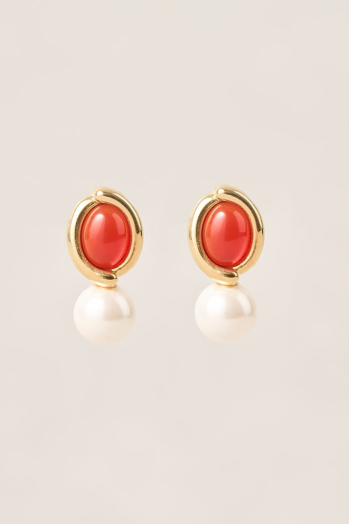 Oval Pearl Studs - Red