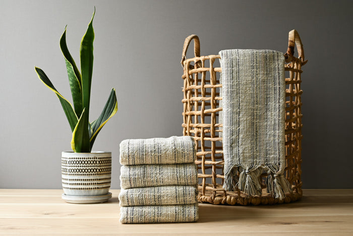 Reem Linen Hand Towel