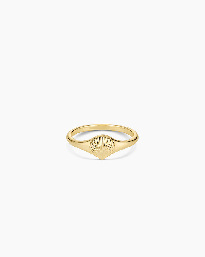 Scallop Mini Signet Ring || option::18K Gold Plated