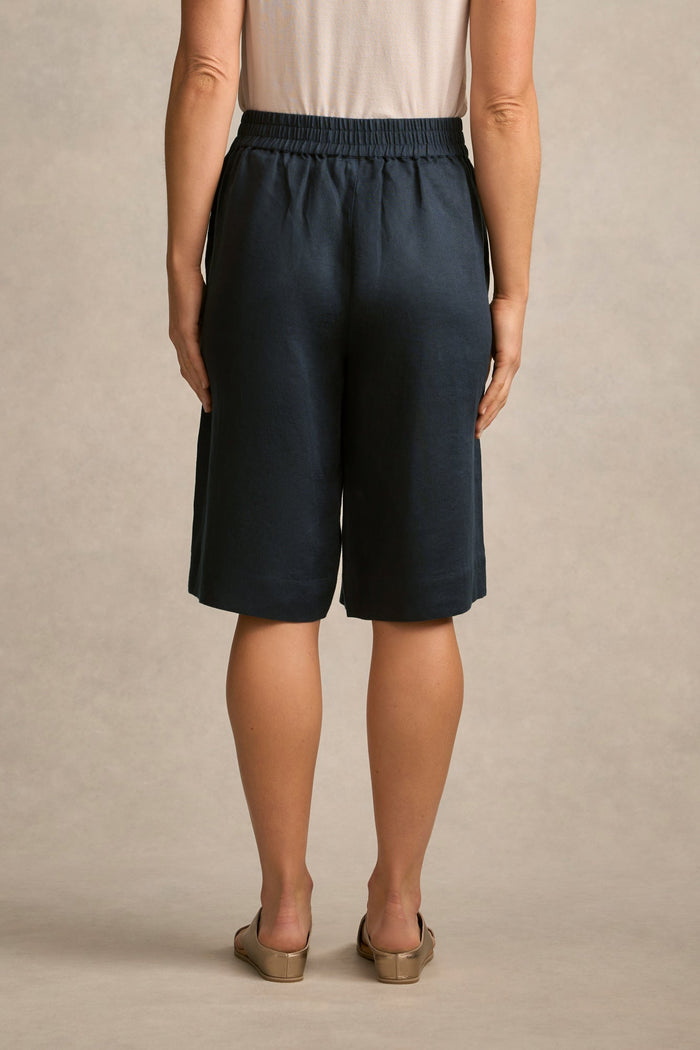 Tab Detail Linen Short - Ink